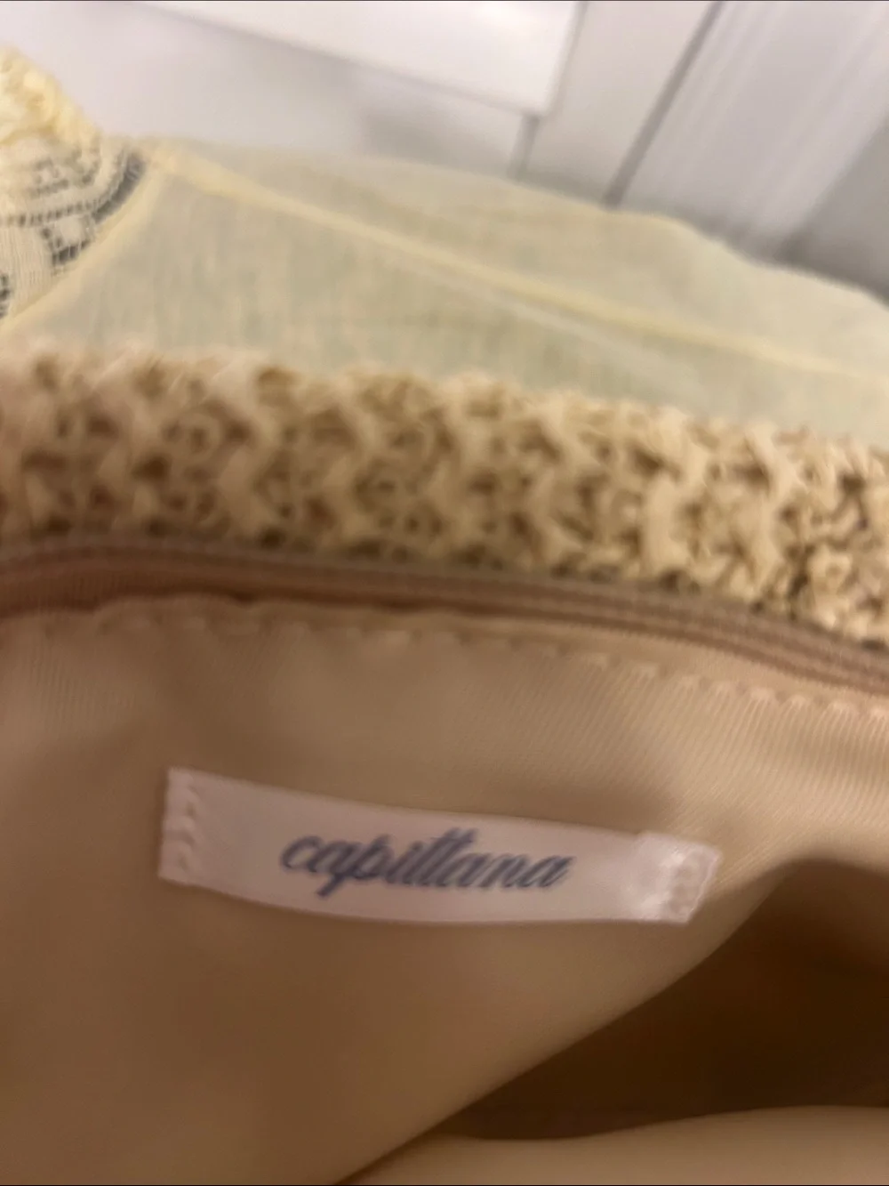 Woven Straw Shoulder Bag with Gold Chain Strap - Cream